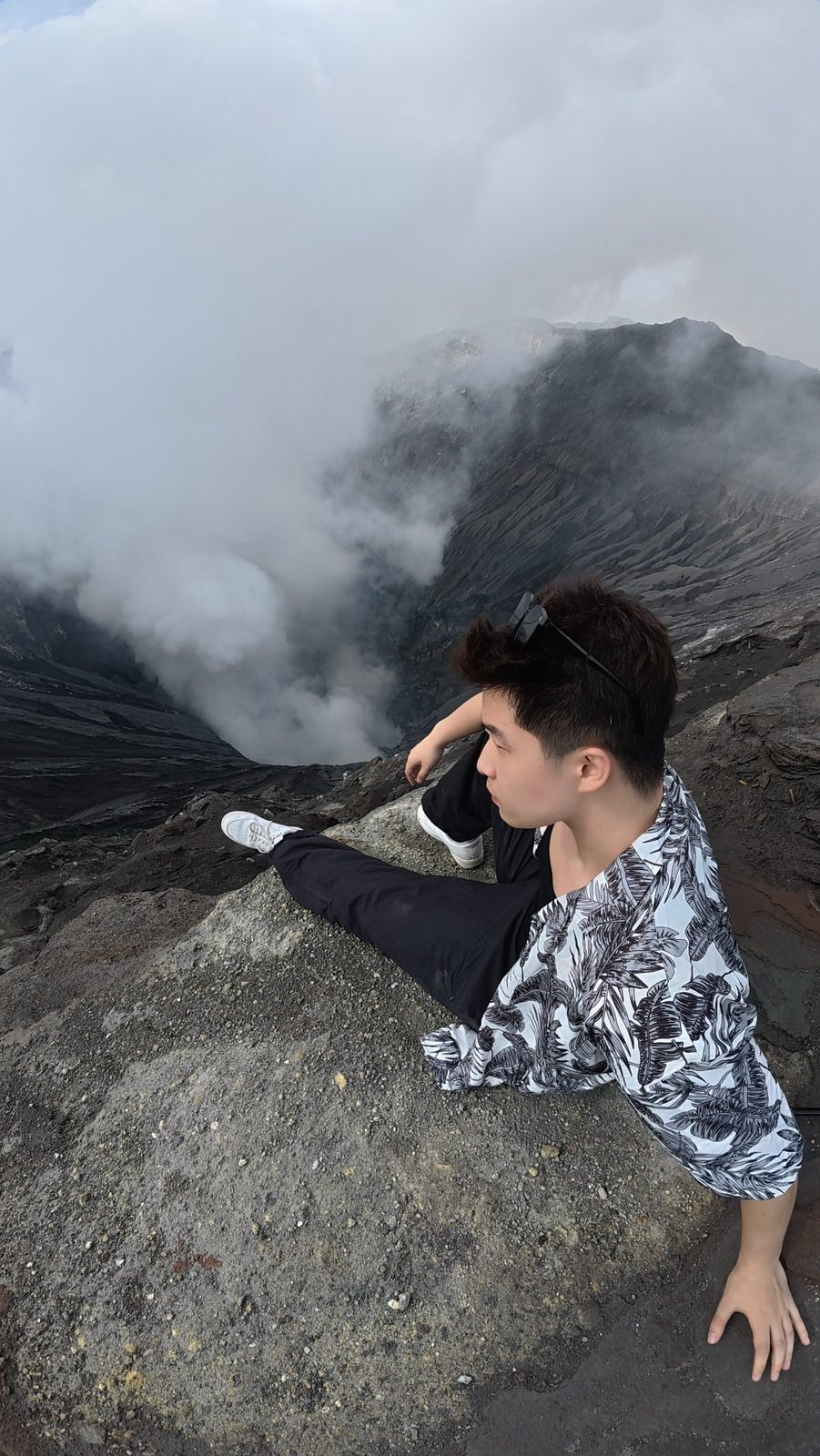 Bromo crater