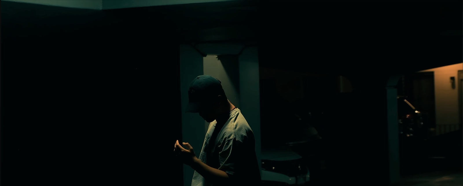 Film still from To Leave a Trace